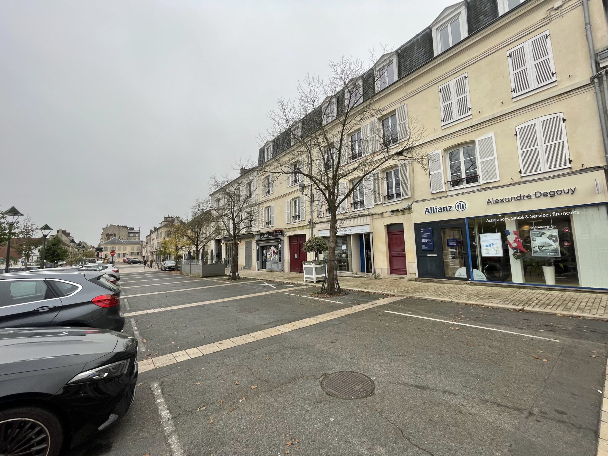 Creadomis - Réaménagement Restauration - Oise - Chantilly - Photographie Avant sur Rue